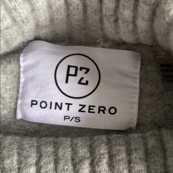 ❤️POINT ZERO PATCH WORKED COLOR BLOCKING SWEATER❤️ - Picture 14 of 15